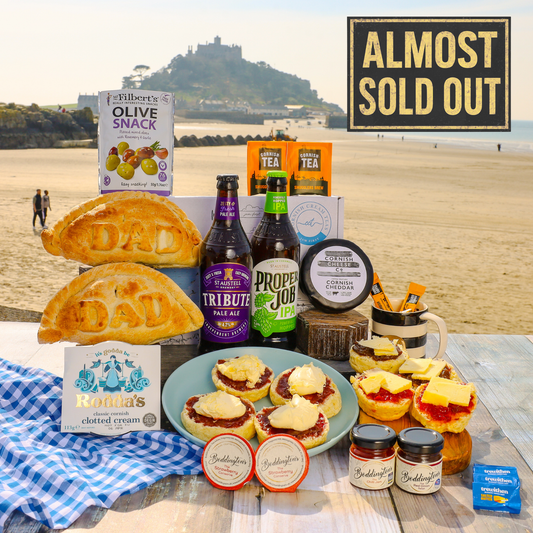 Dads Cream, Cheese & Ale Box