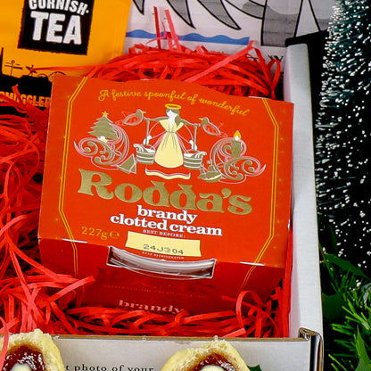 The Mince Pie & Cream Tea Hamper