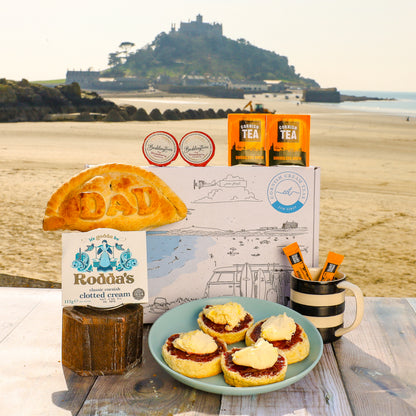Dads Pasty & Cream Tea Box