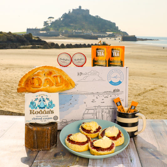 Dads Pasty & Cream Tea Box